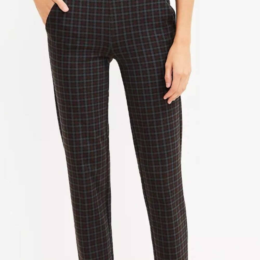 LOFT Pull On Straight Pants in Plaid Ponte in Size L - Picture 2 of 7